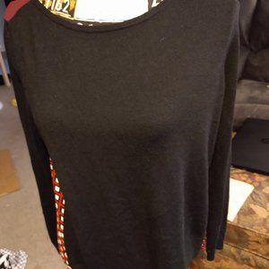 ANN TAYLOR LOFT - PETITE - BLACK SWEATER - RED/WHITE ACCENTS - SP